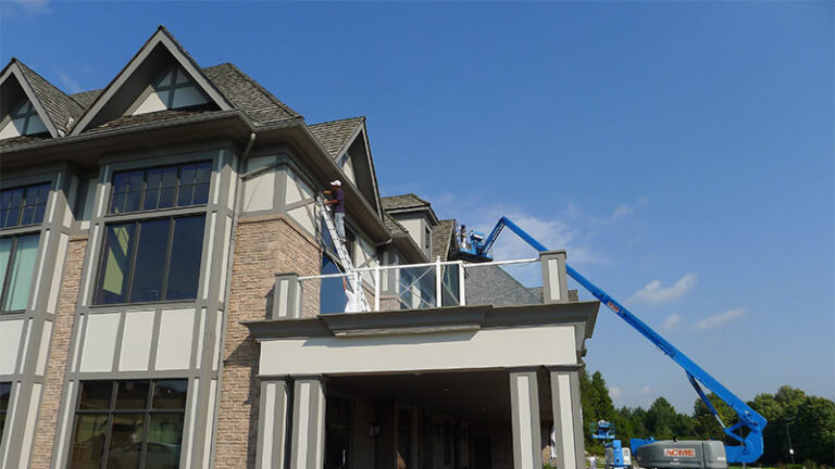 commercial painting contractor in Leaside
